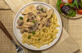 Piletina Stroganov za praznični ručak